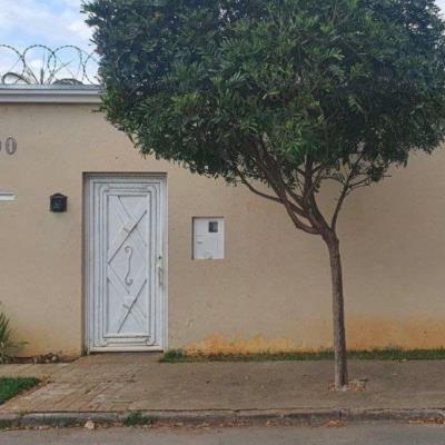 Montes Claros/MG – Todos os Santos – Casa com 155m²