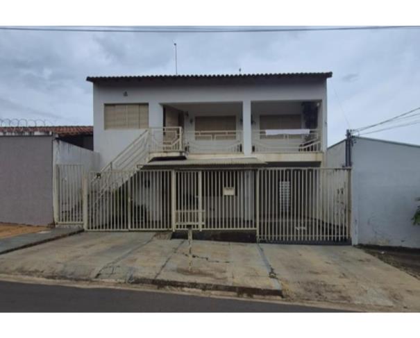 Outros no Santa Terezinha em Patrocínio/MG — foto 1