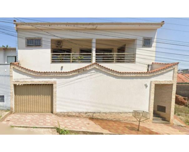 Casa no Jardim Atlântico Sul em Varginha/MG — foto 1
