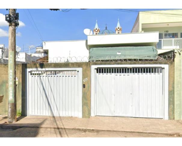Casa no Penha em Passos/MG — foto 1