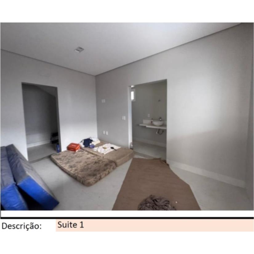 Foto de Nerópolis/GO - Centro - Casa com 610m²