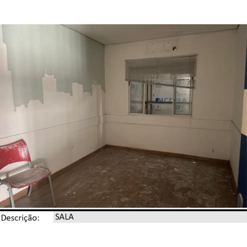 Foto de Taboão da Serra/SP - Parque Santos Dumont - Prédio comercial com 300m²