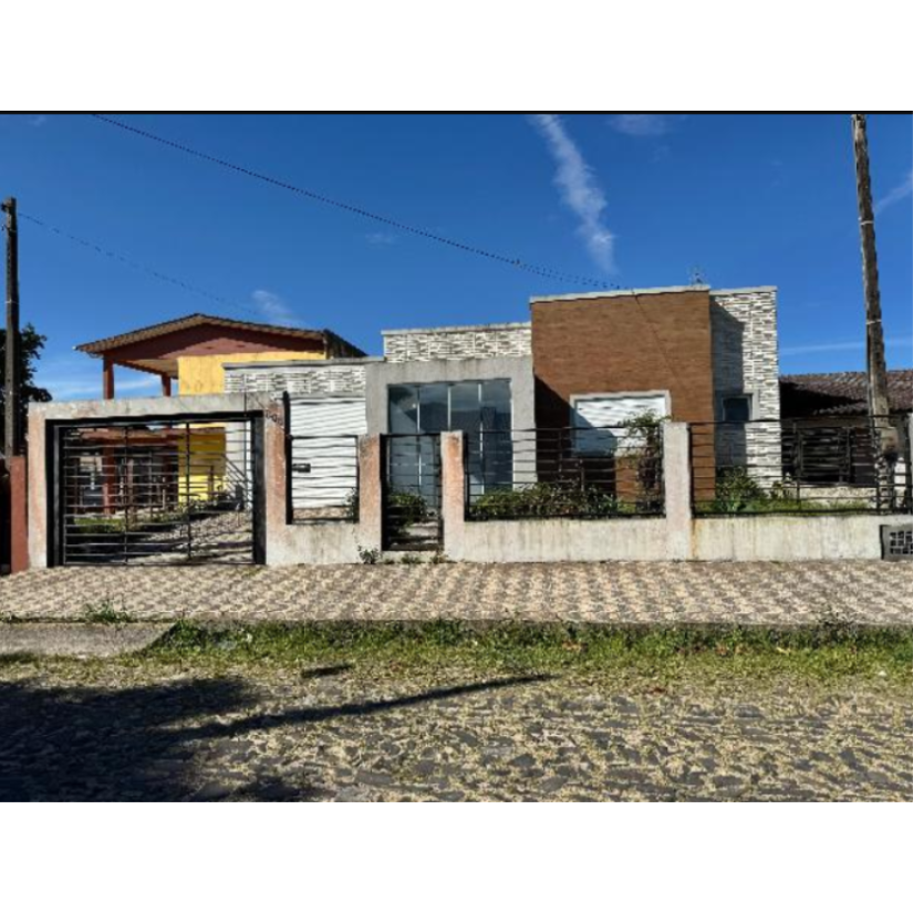 Foto de Balneário Gaivota/SC - Centro - Casa com 130 m²