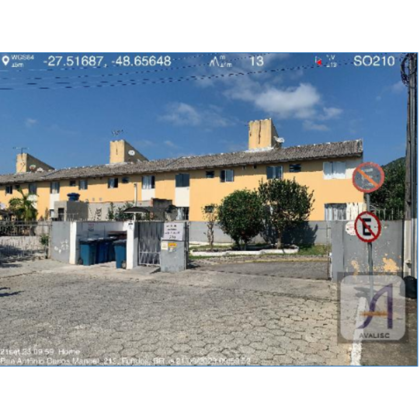 Foto de Biguaçu/SC - Fundos - Casa com 40m²