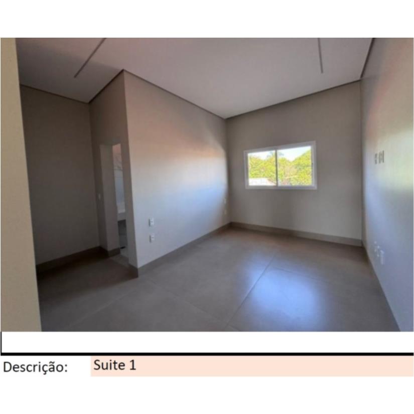 Foto de Nerópolis/GO - Centro - Casa com 610m²