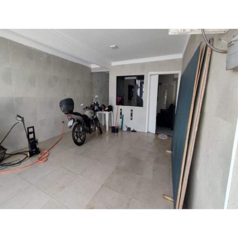 Foto de Itajaí/SC – Espinheiros – Casa com 382m²
