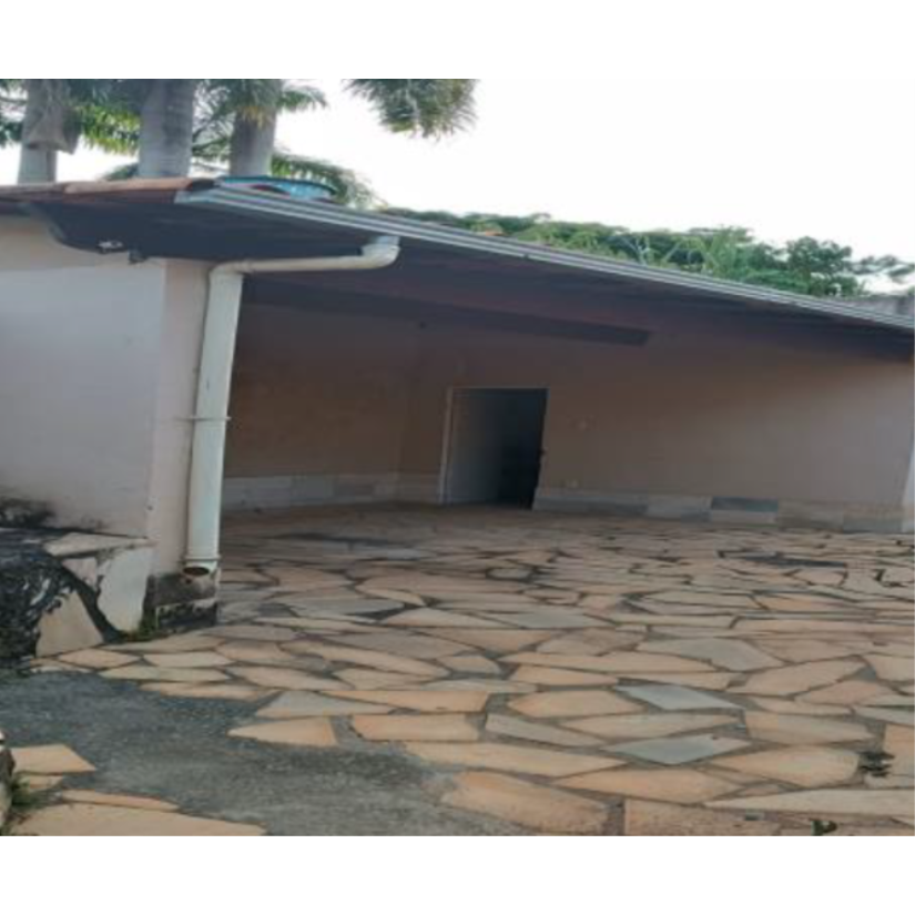 Foto de Mateus Leme/MG - Santa Bárbara - Casa com 64m²