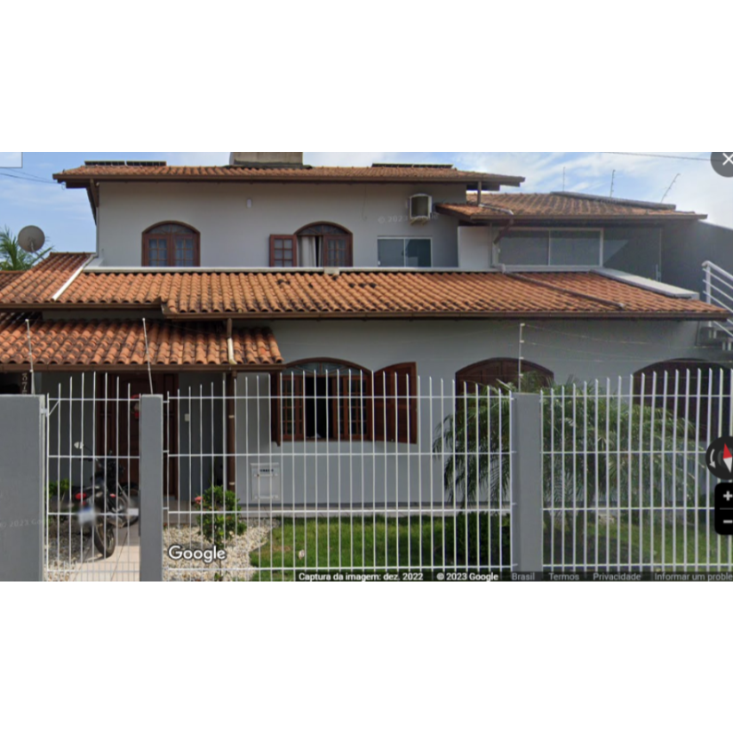 Foto de Palhoça/SC - Centro - Casa com 240m²