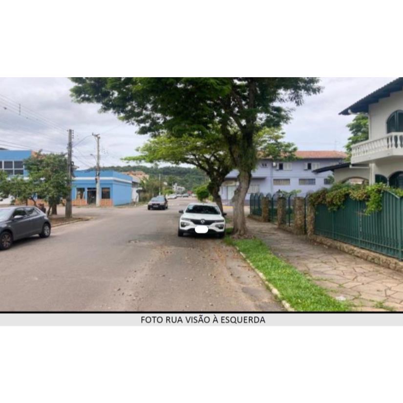 Foto de São Sebastião do Caí/RS - Centro - Casa com 240m²