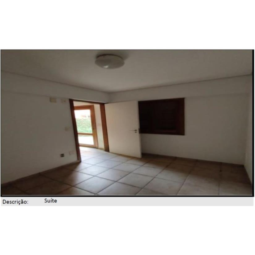 Foto de Santana de Parnaíba/SP - Mor. dos Pinheiros - Casa com 235m²