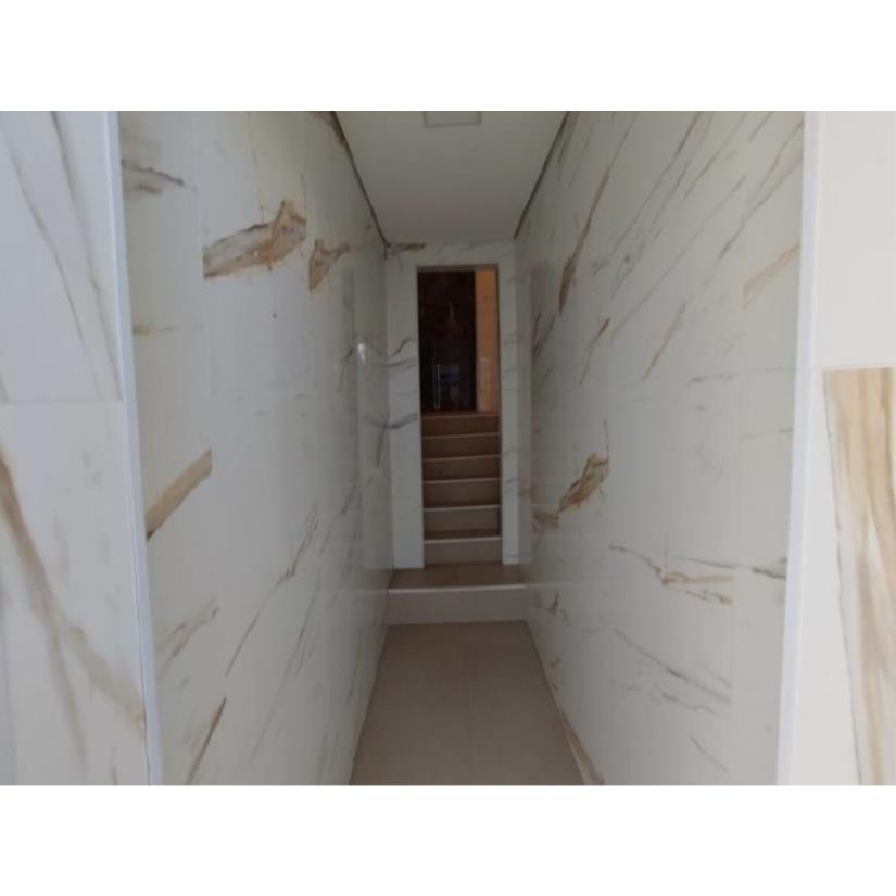 Foto de Itajaí/SC – Espinheiros – Casa com 382m²