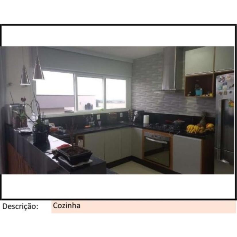 Foto de Mogi das Cruzes/SP – Fazenda Rodeio – Casa com 246m²