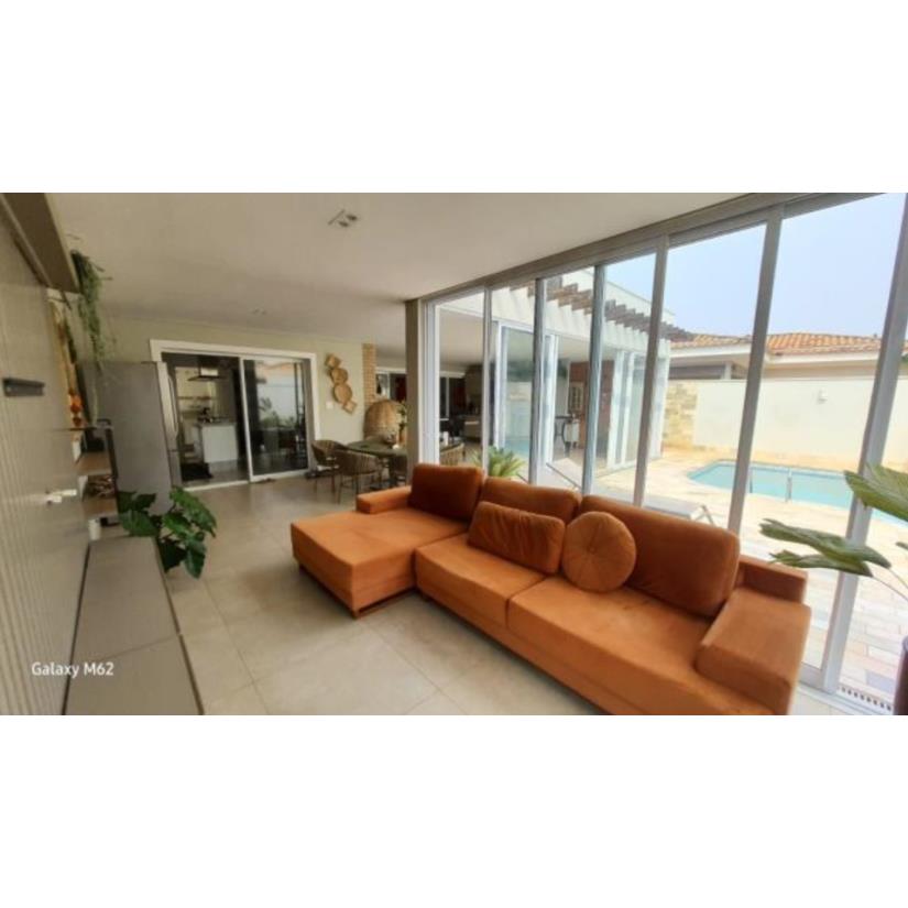 Foto de São Carlos/SP - Residencial Swiss Park - Casa com 221m²