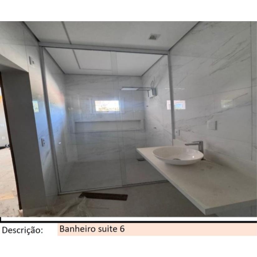 Foto de Nerópolis/GO - Centro - Casa com 610m²