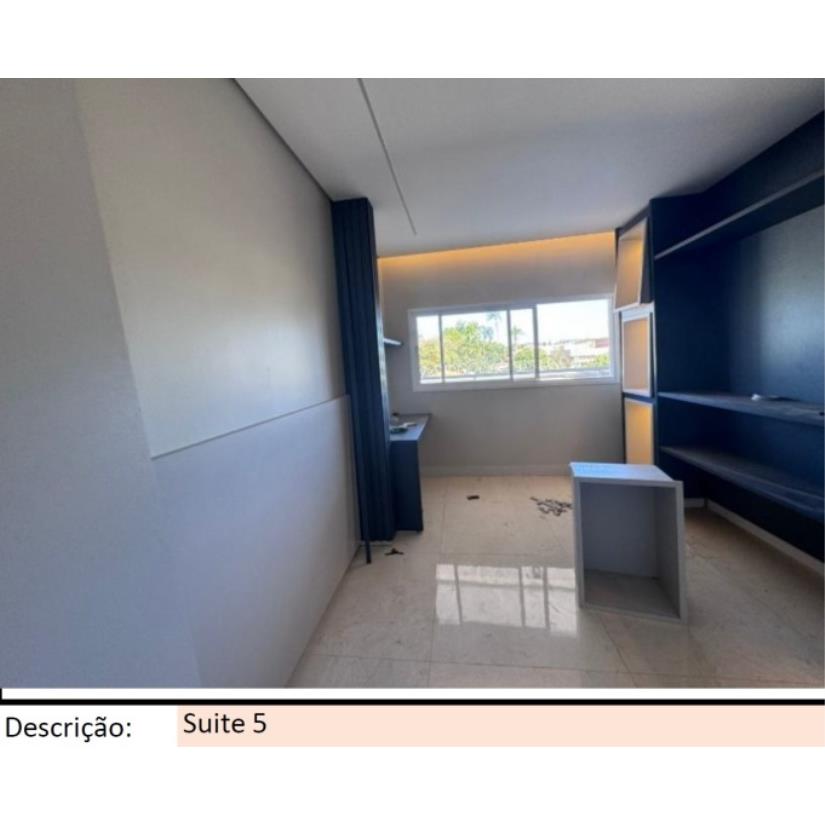 Foto de Nerópolis/GO - Centro - Casa com 610m²