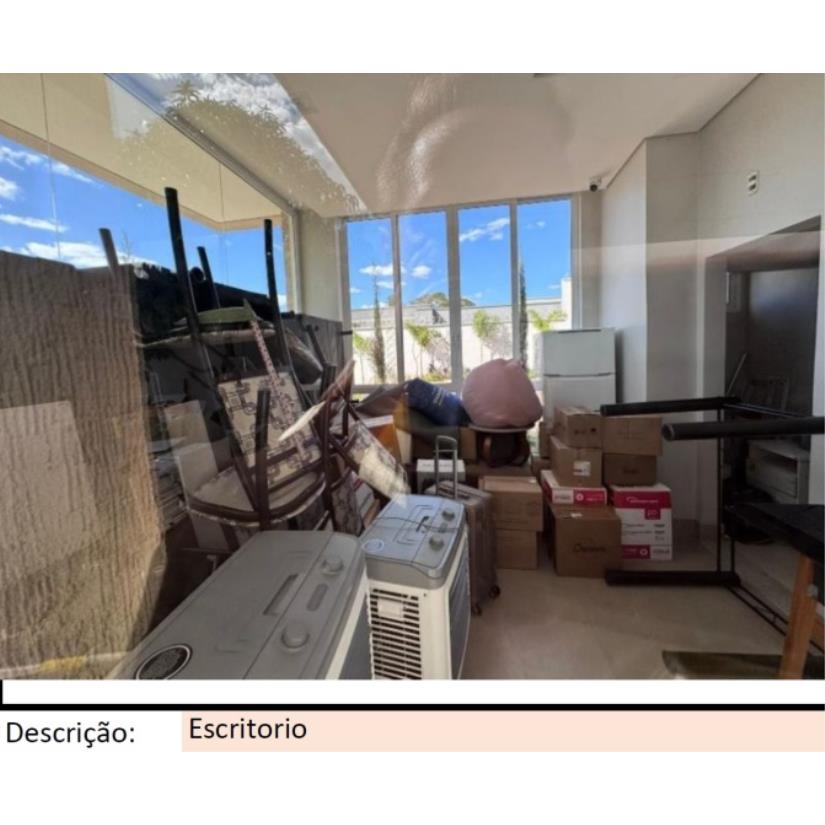 Foto de Nerópolis/GO - Centro - Casa com 610m²