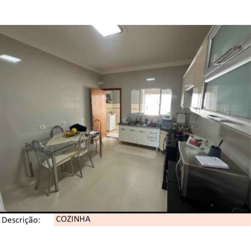 Foto de Arapongas/PR - Jardim Petrópolis - Casa com 129m²