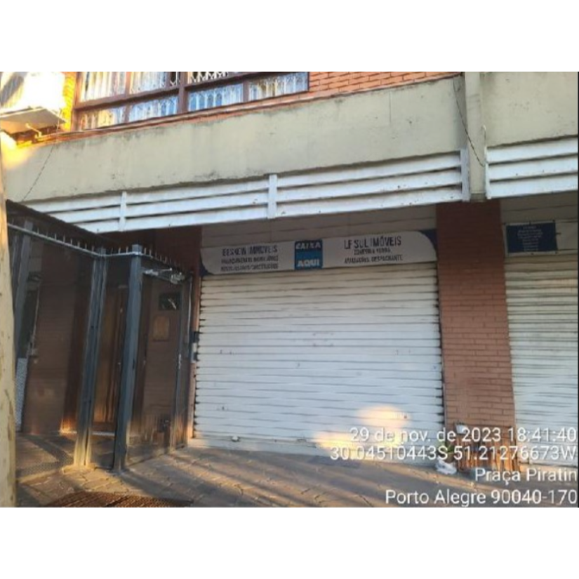 Foto de Porto Alegre/RS - Santana - Loja com 37m²
