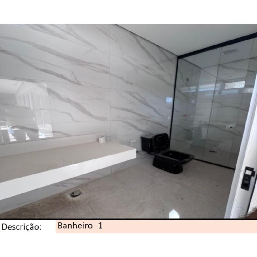 Foto de Nerópolis/GO - Centro - Casa com 610m²