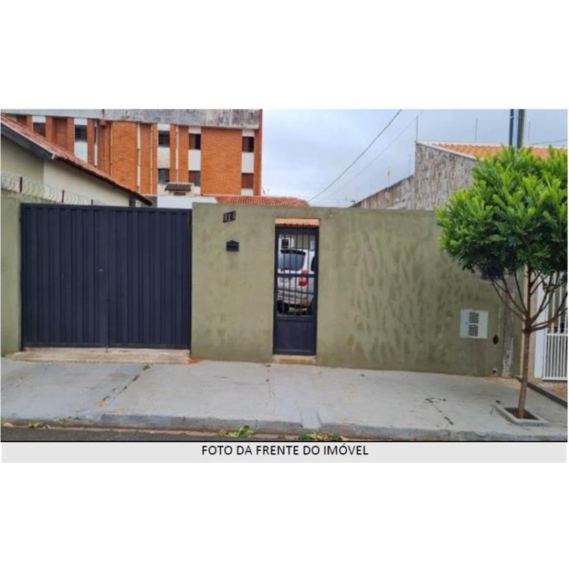 Foto de Assis/SP – Jardim Paraná - Casa com 81m²