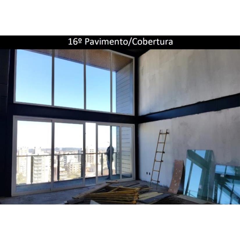 Foto de Caxias do Sul/RS - Exposição - Sala com 104m²