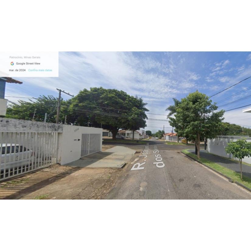 Foto de Patrocínio/MG – N. S.ª de Fátima – Apartamento com 137m²