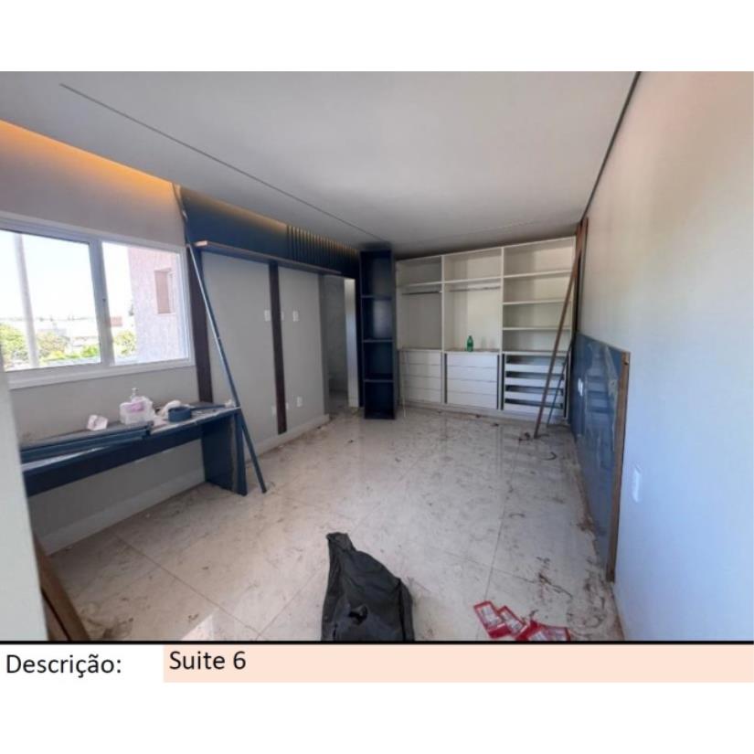 Foto de Nerópolis/GO - Centro - Casa com 610m²