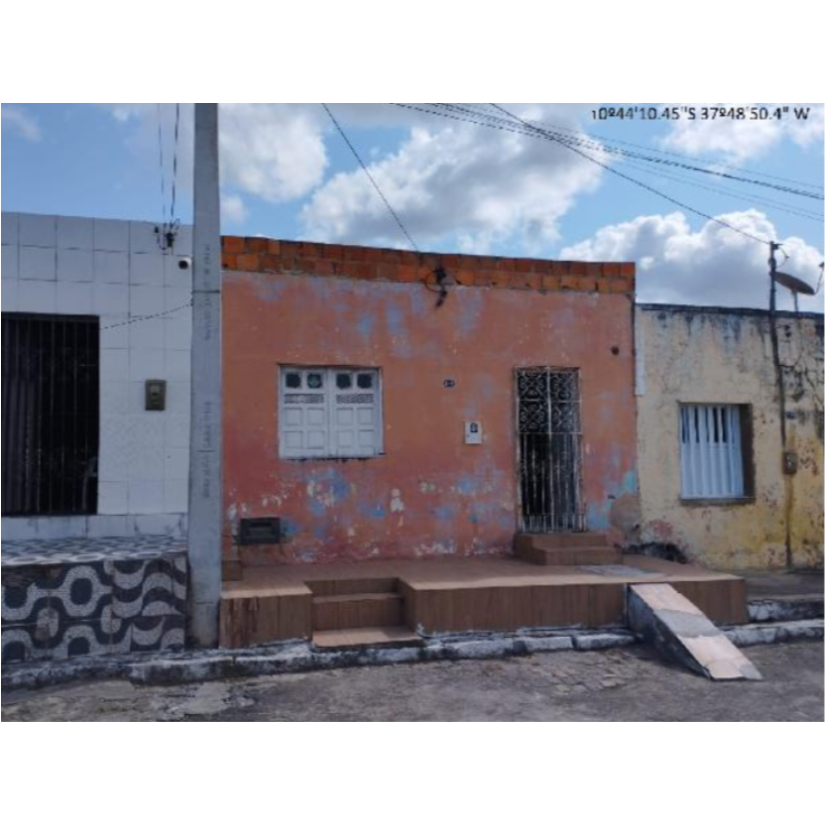 Foto de Simão Dias/SE - Centro - Casa com 157m²