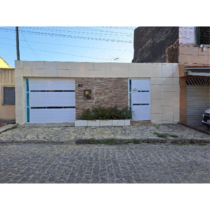 Foto de Aracaju/SE - Lamarao - Casa com 116m²