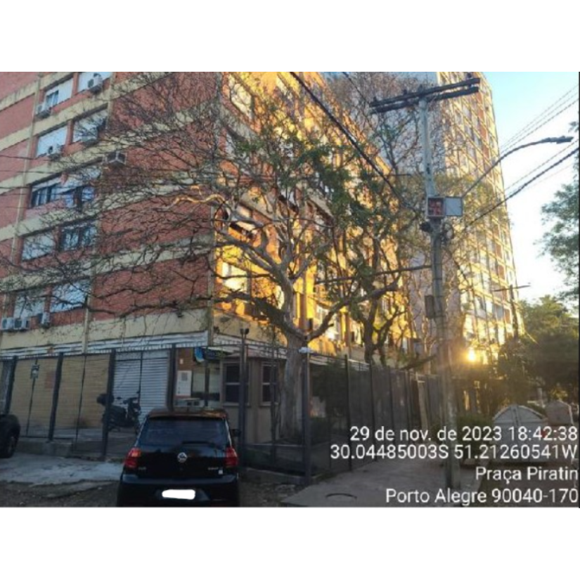 Foto de Porto Alegre/RS - Santana - Loja com 37m²
