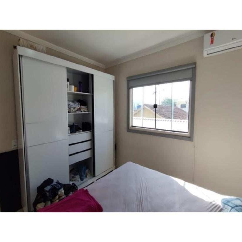Foto de Itajaí/SC – Espinheiros – Casa com 382m²