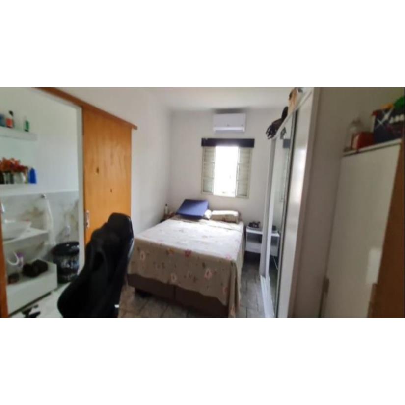 Foto de Assis/SP – Jardim Paraná - Casa com 81m²