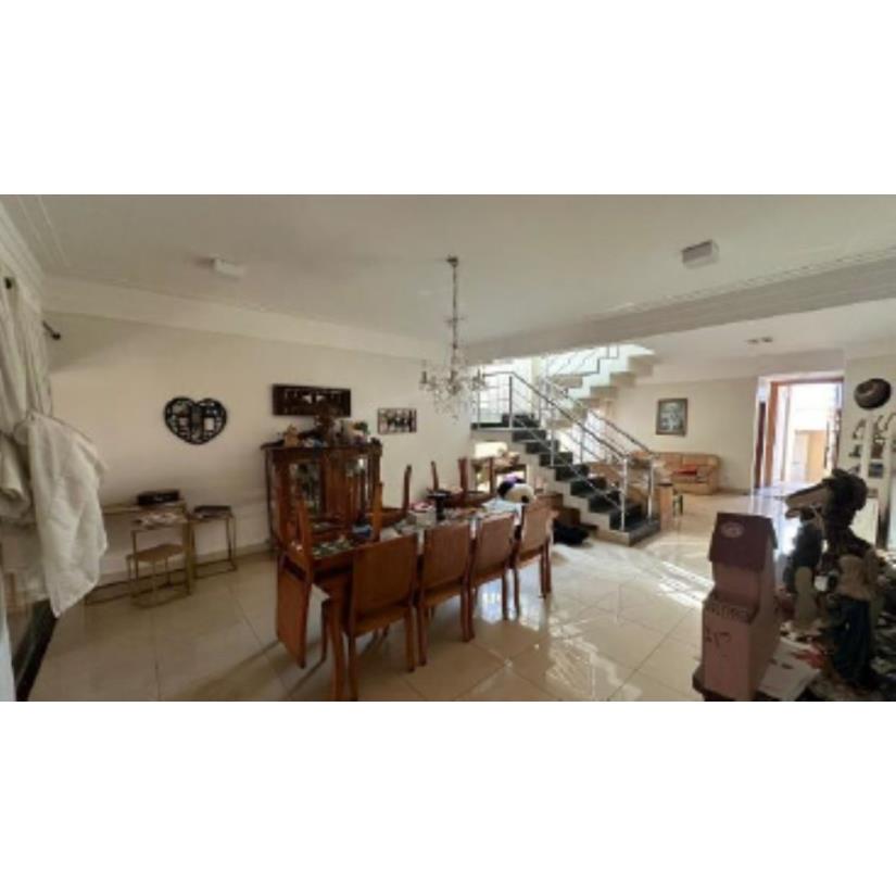 Foto de Uberaba/MG – Vila Santa Maria – Casa  Resid. com 335m²