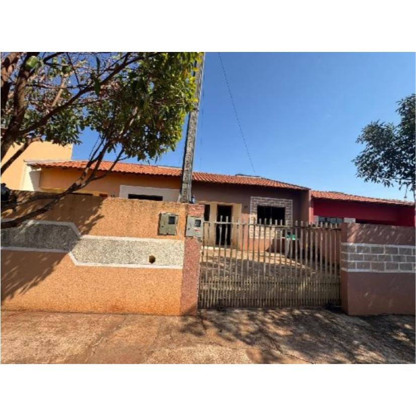 Foto de FLORESTOPOLIS/PR - CENTRO - Casa com 56m²