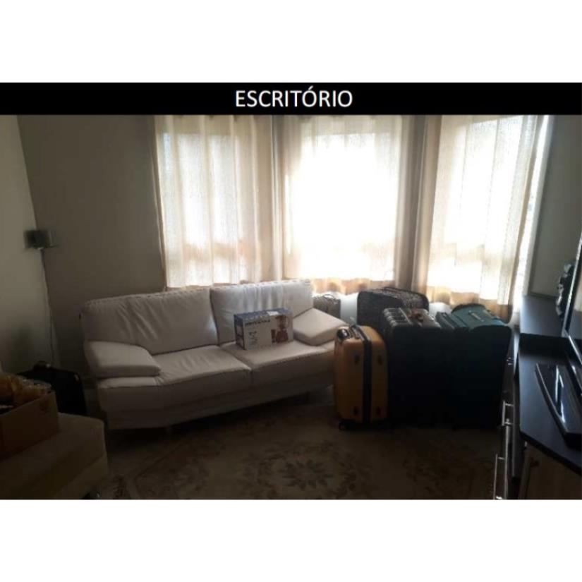 Foto de São José dos Campos/SP - Urbanova - Casa com 337m²