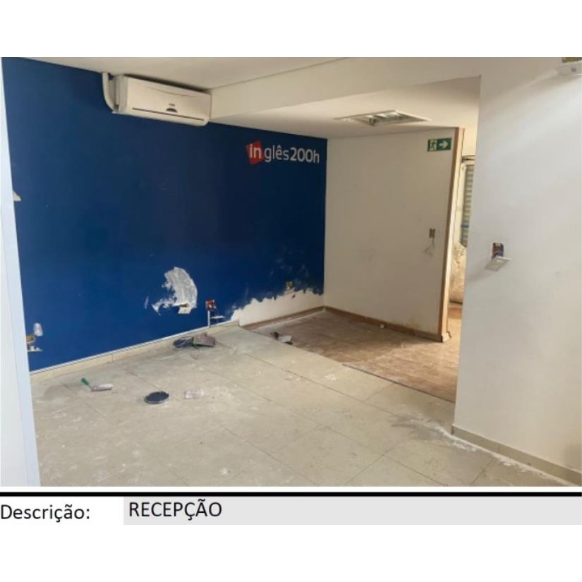 Foto de Taboão da Serra/SP - Parque Santos Dumont - Prédio comercial com 300m²
