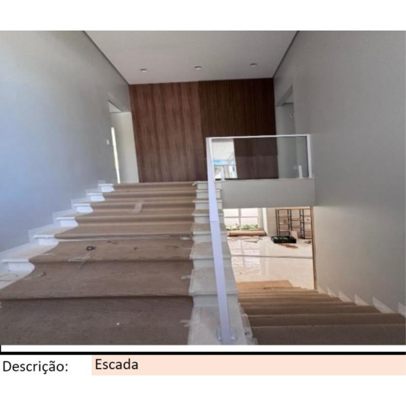 Foto de Nerópolis/GO - Centro - Casa com 610m²