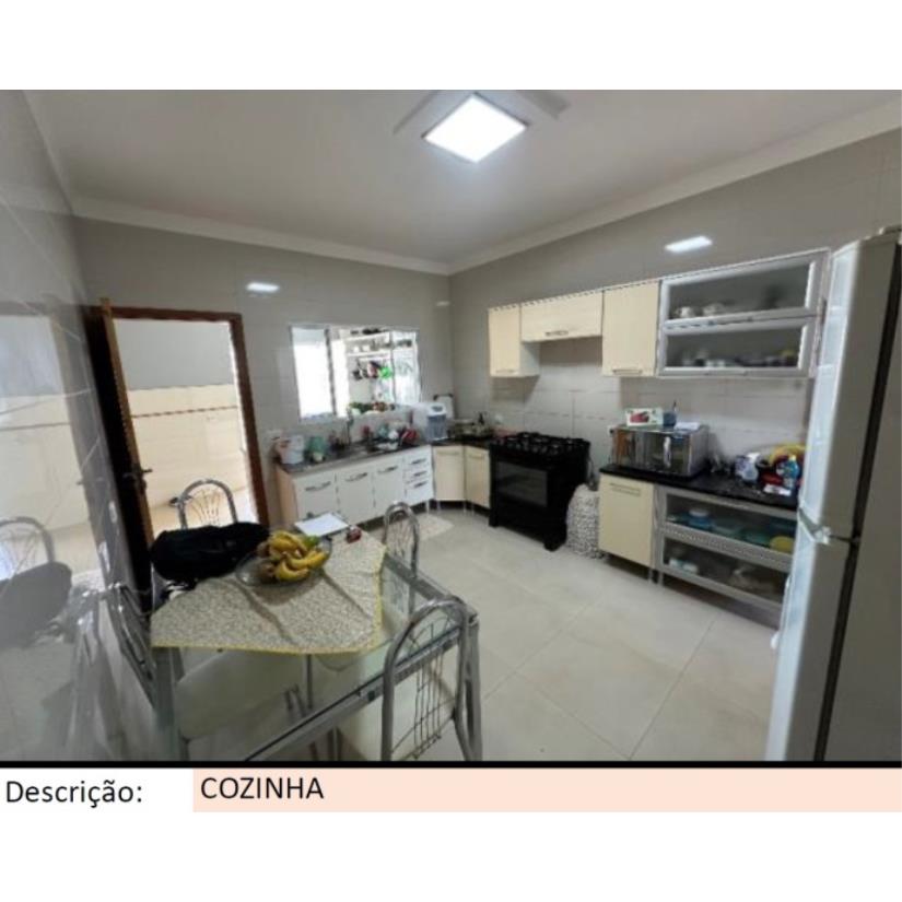 Foto de Arapongas/PR - Jardim Petrópolis - Casa com 129m²