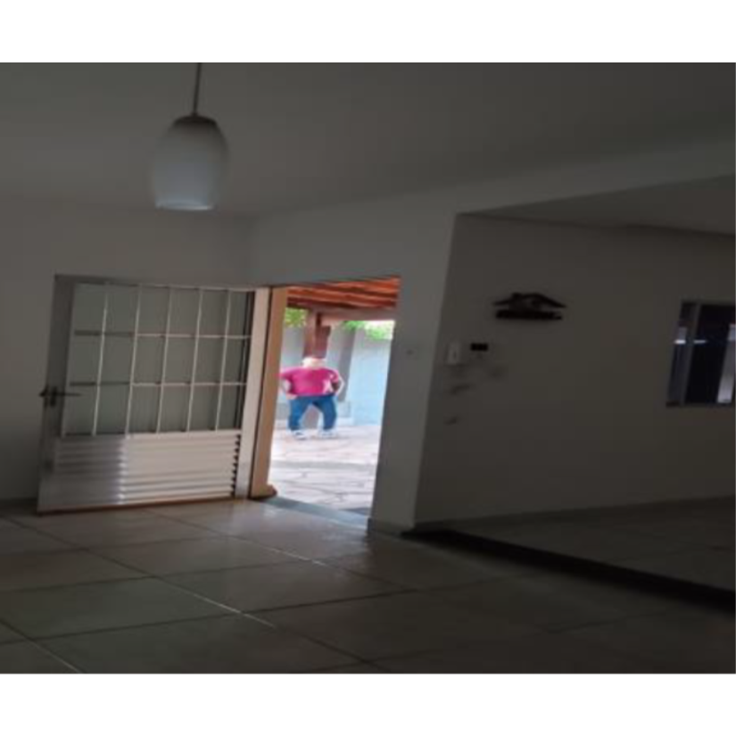 Foto de Mateus Leme/MG - Santa Bárbara - Casa com 64m²