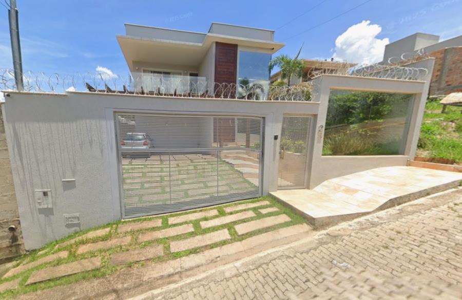 Itabirito/MG - Álvaro Maia - Casa com 298m²