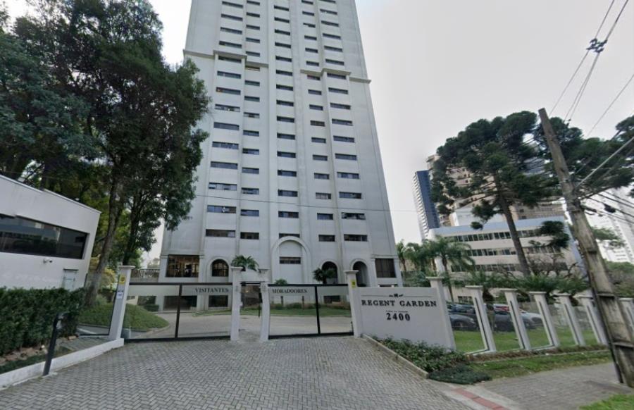 Curitiba/PR - Mossunguê - Apartamento com 203m²