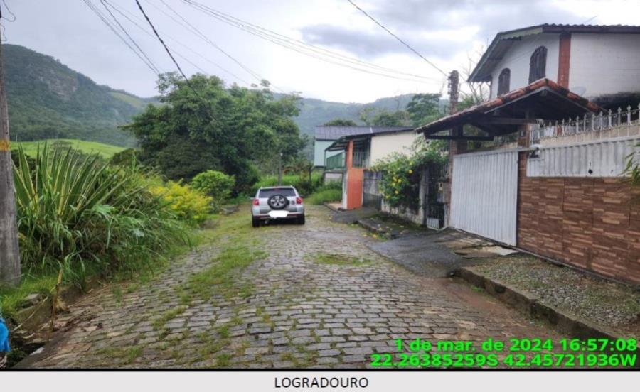 Nova Friburgo/RJ - Amparo - Casa em área com 171m² Leilão Banco Inter, localizado em Nova Friburgo - RJ, bairro Amparo