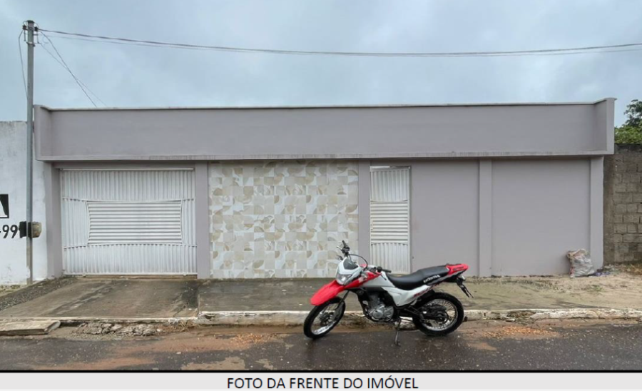 Buriticupu/MA - Casa com 420 m² Leilão Banco Inter, localizado em Buriticupu - MA, bairro Centro