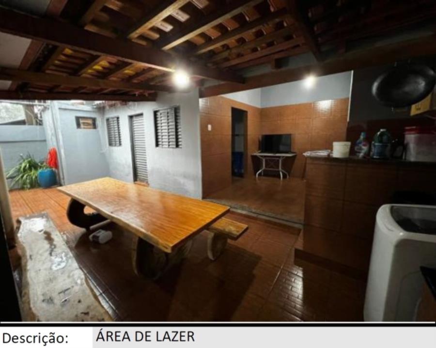 Rio Verde/GO - Jardim São Tomaz - Casa com 198m² Leilão Banco Inter, localizado em Rio Verde - GO, bairro Jardim São Tomáz