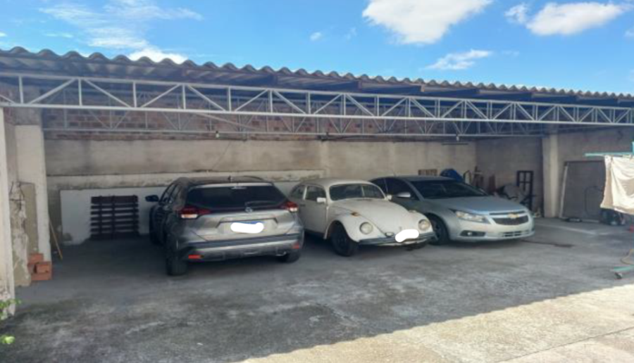 Curitiba/PR – Santa Cândida – Casa em área de 330m² Leilão Banco Inter, localizado em Curitiba - PR