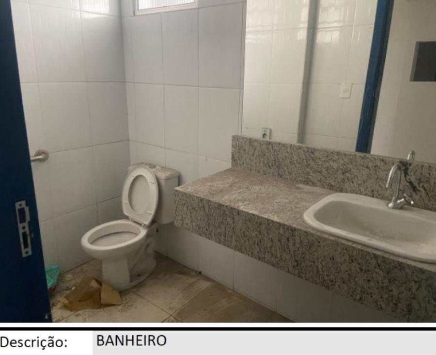 Taboão da Serra/SP - Parque Santos Dumont - Prédio comercial com 300m² Leilão Banco Inter, localizado em Taboão Da Serra - SP, bairro Parque Santos Dumont