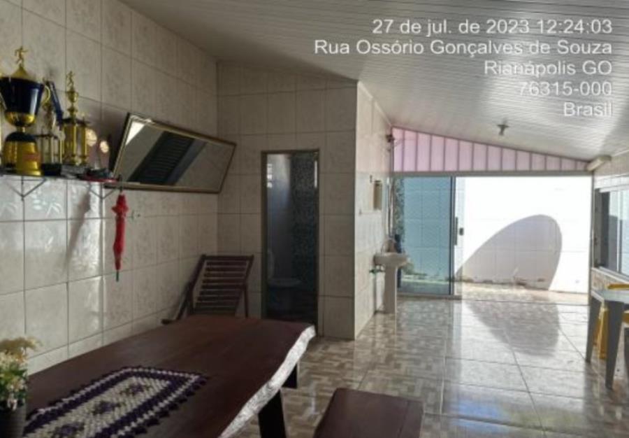 Rianápolis/GO - Setor Arlindo Silva - Casa com 294m² Leilão Banco Inter, localizado em Rianápolis - GO, bairro Setor Arlindo Silva