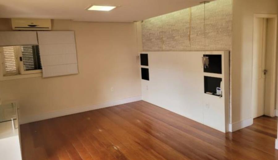 Novo Hamburgo/RS - Guarani - Casa com 474m² Leilão Banco Inter, localizado em Novo Hamburgo - RS, bairro Guarani