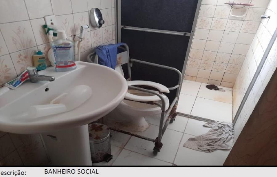 Fortaleza/CE - Fátima - Apartamento com 105m² Leilão Banco Inter, localizado em Fortaleza - CE, bairro Fátima