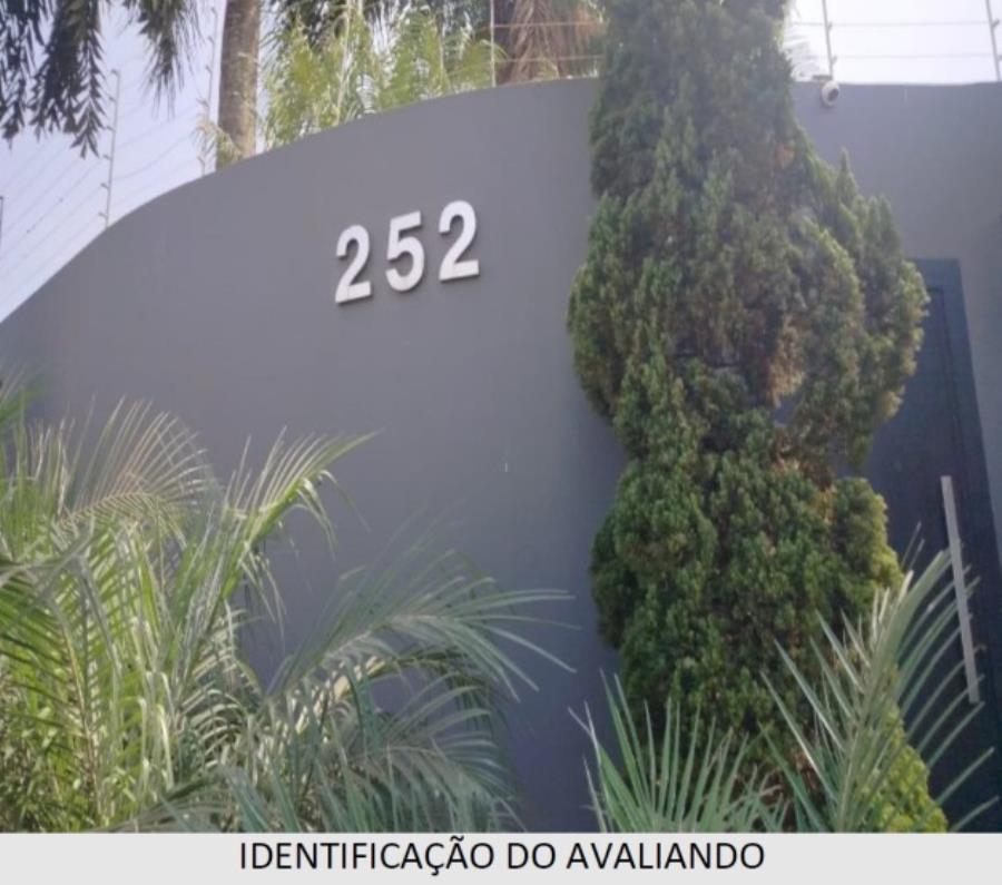 Patos de Minas/MG - Alto dos Caiçaras - Casa com 790m² Leilão Banco Inter, localizado em Patos De Minas - MG, bairro Alto dos Caiçaras